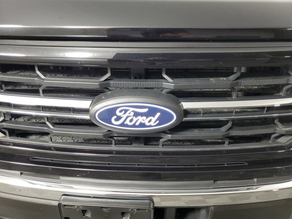 Used 2025 Ford F150 XLT w/ Equipment Group 301A Standard RWD image 10