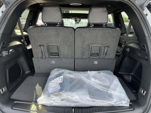New 2026 Jeep Grand Cherokee L Limited w/ Limited Altitude Package AWD/4WD image 6