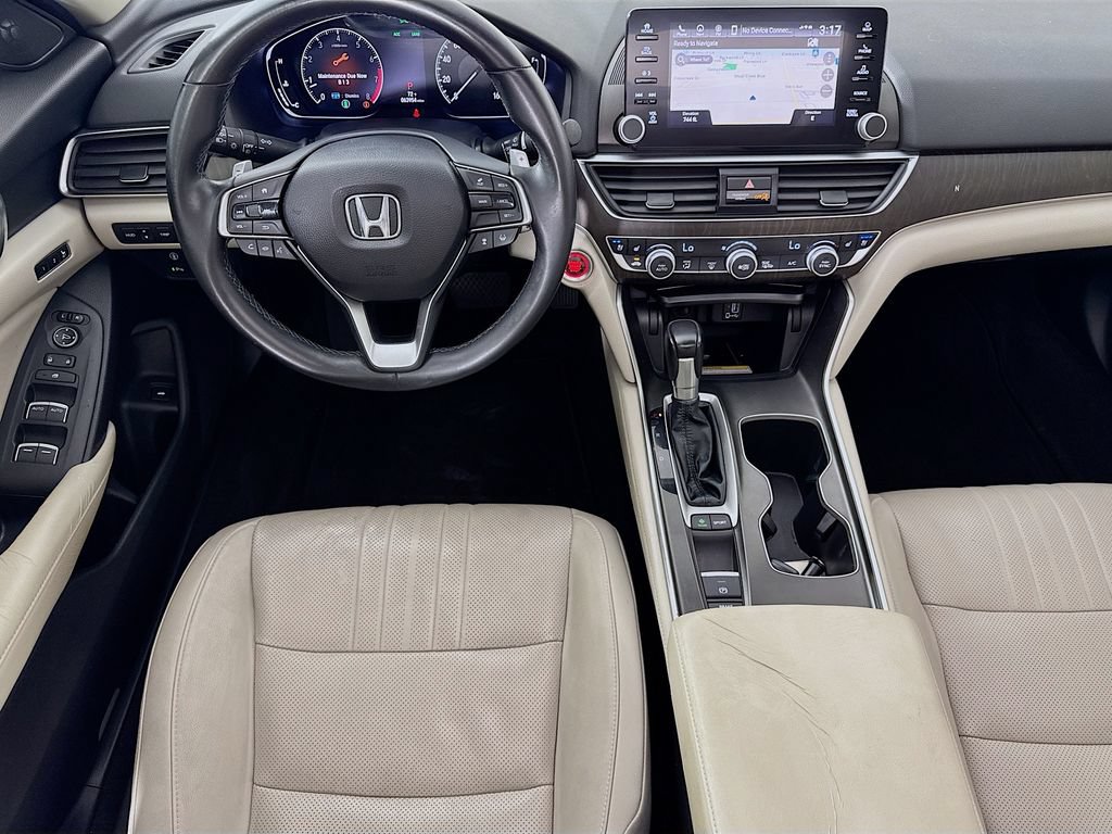 Used 2018 Honda Accord Touring image 28