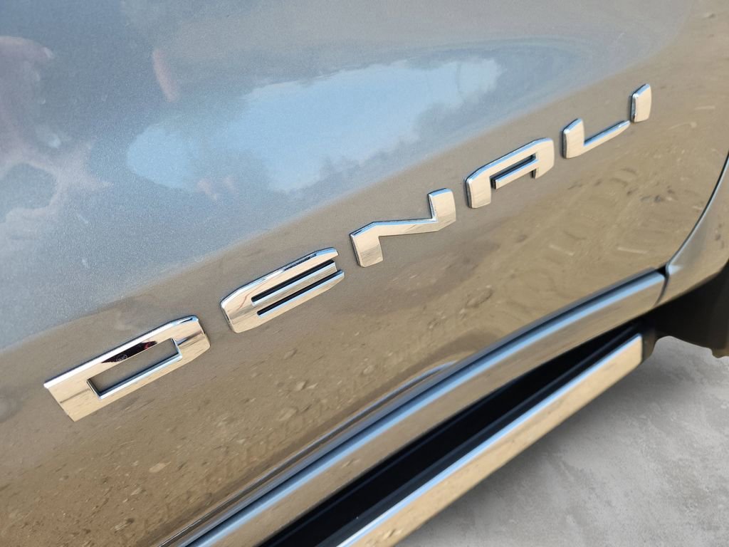 Used 2024 GMC Sierra 1500 Denali image 12