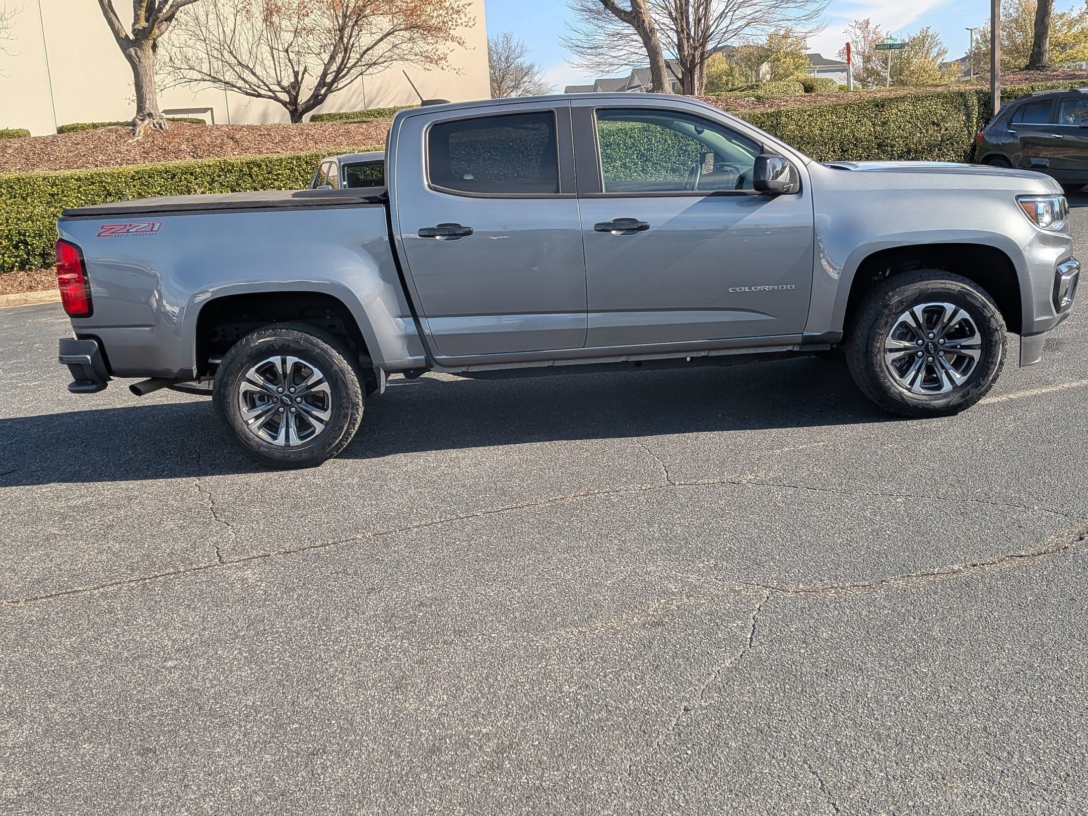 Used 2022 Chevrolet Colorado Z71 image 10