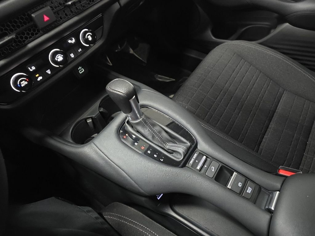 Used 2023 Honda HR-V LX image 26