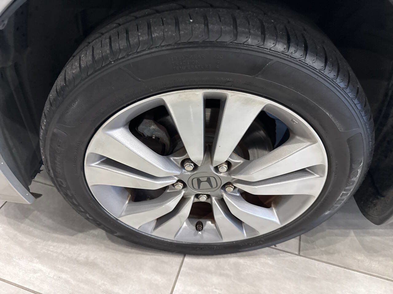 Used 2011 Honda Accord EX-L image 7