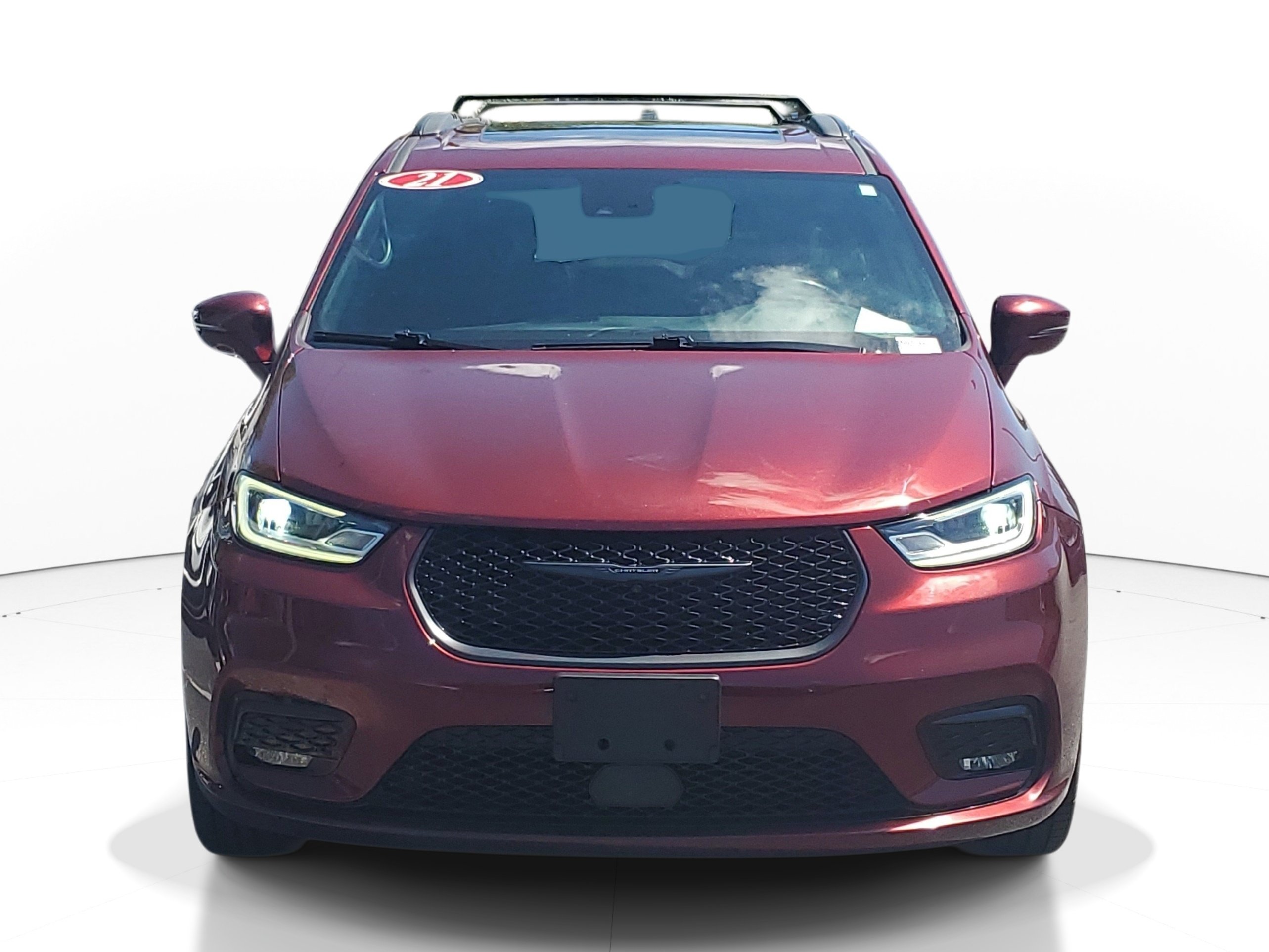 Used 2021 Chrysler Pacifica Touring-L w/ Uconnect Theater Family Group AWD/4WD image 2