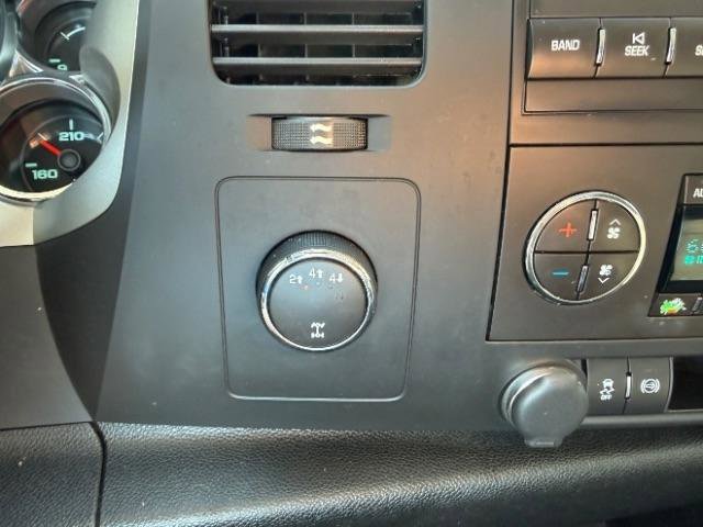 Used 2013 GMC Sierra 3500 SLE w/ SLE Preferred Package image 28