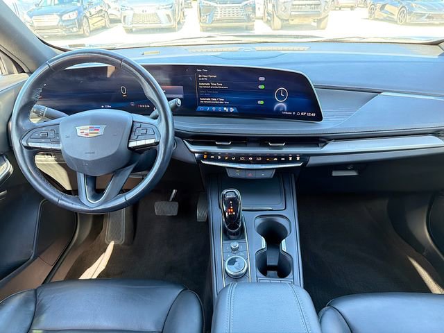 Used 2024 Cadillac XT4 Premium Luxury image 19