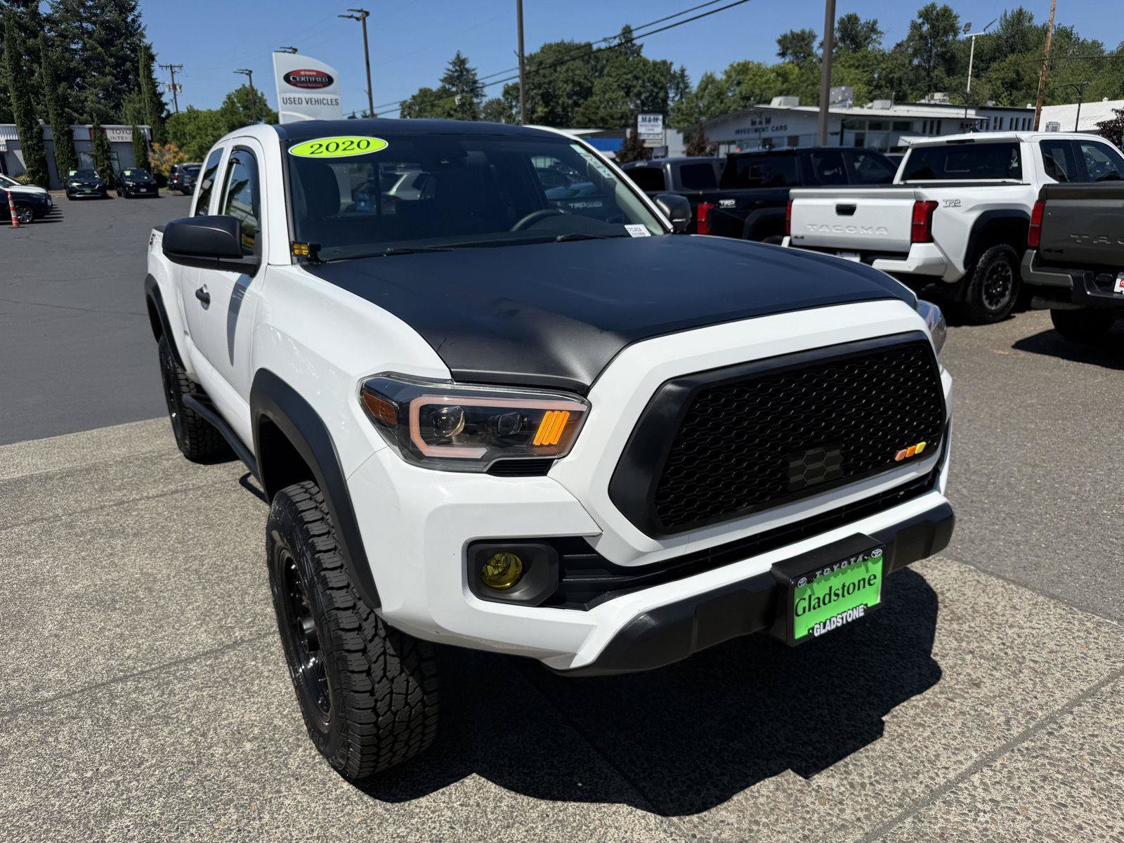 Used 2020 Toyota Tacoma SR w/ SX Package AWD/4WD image 7