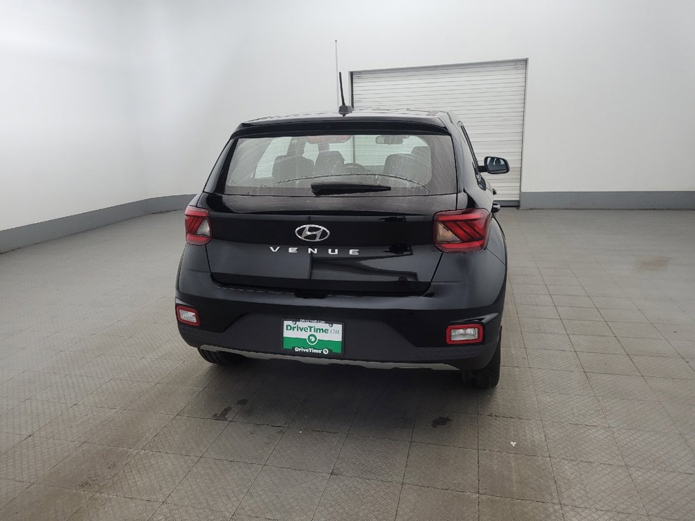 Used 2024 Hyundai Venue SE image 7