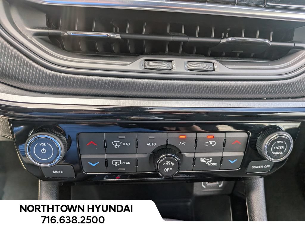 Used 2026 Jeep Compass Trailhawk AWD/4WD image 18