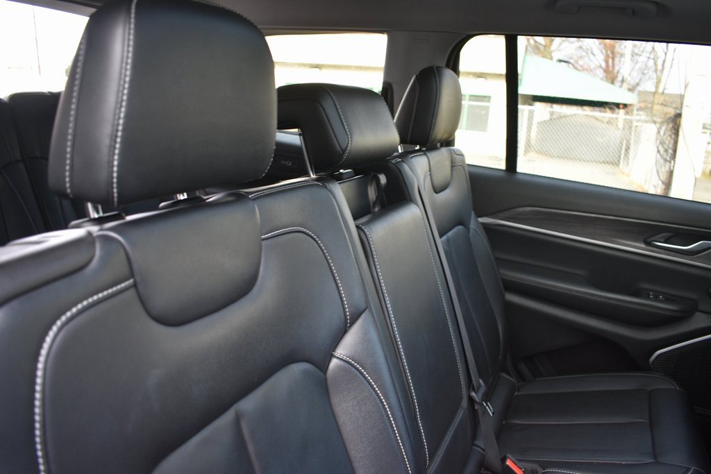 Used 2022 Jeep Grand Cherokee L Limited image 29