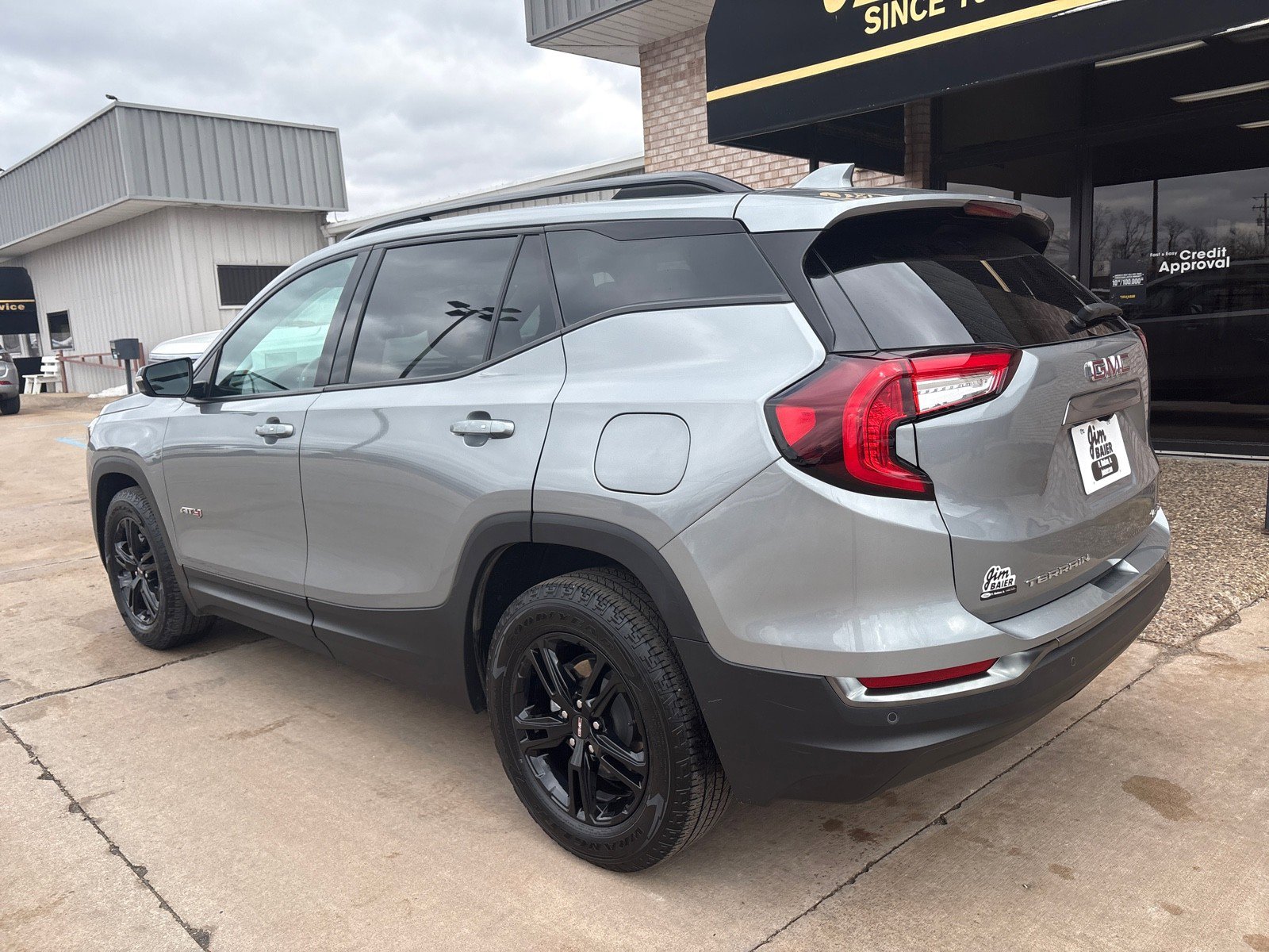 Used 2023 GMC Terrain AT4 w/ Infotainment Package II image 11