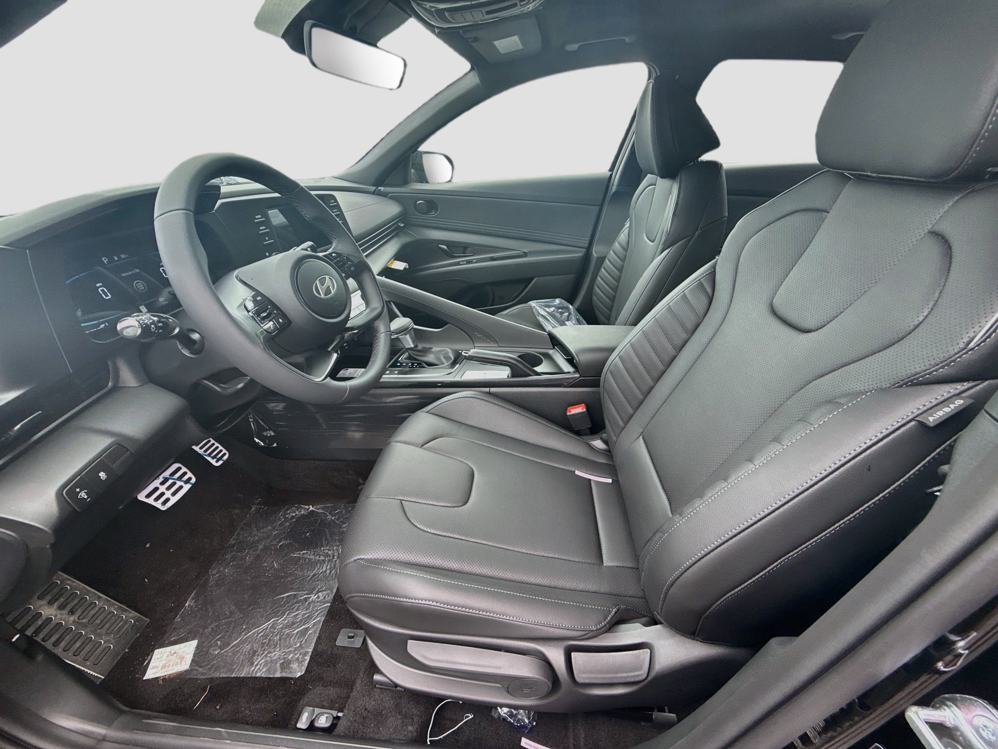 New 2026 Hyundai Elantra SEL Sport FWD image 14