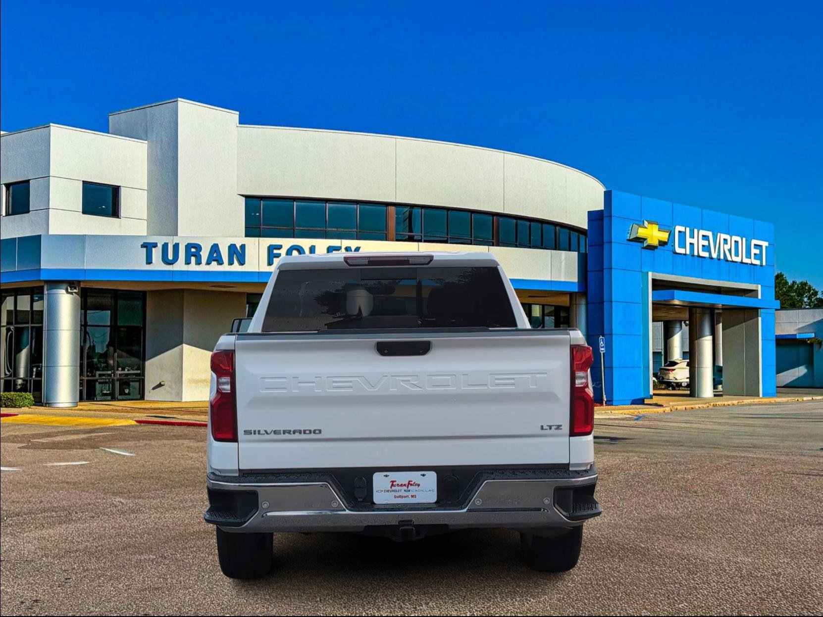 Used 2019 Chevrolet Silverado 1500 LTZ w/ LTZ Plus Package image 4