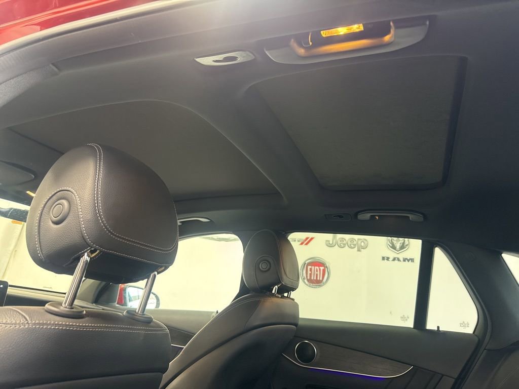 Used 2022 Mercedes-Benz GLC 300 4MATIC w/ AMG Line image 21