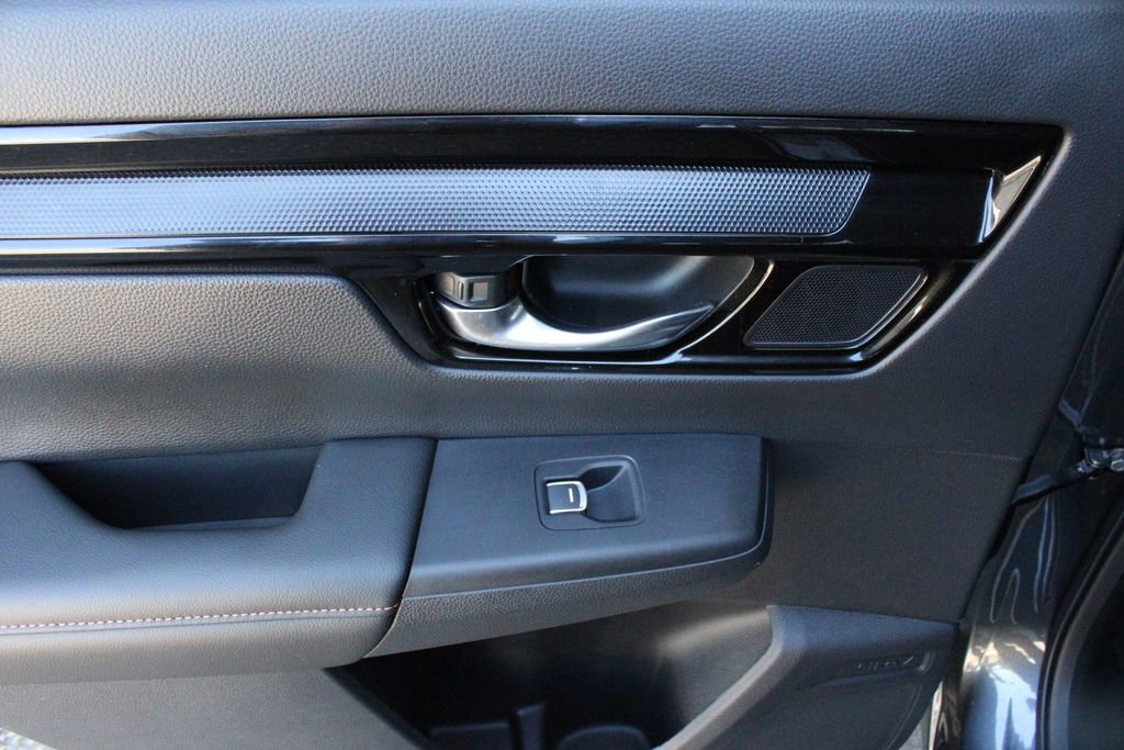 Used 2025 Honda CR-V Sport Touring image 50
