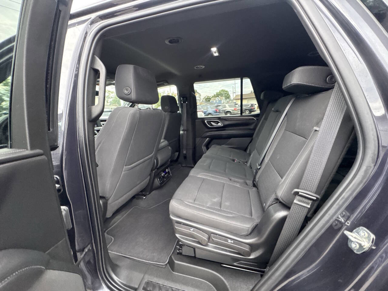 Used 2022 Chevrolet Tahoe 4WD image 34