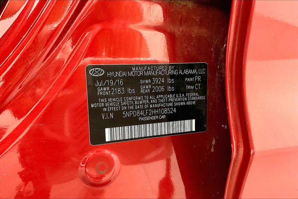 Used 2017 Hyundai Elantra Limited w/ Limited Tech Package 04 image 40