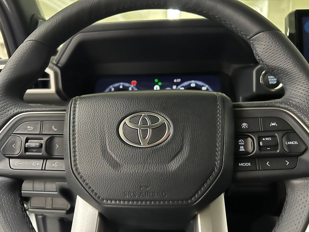 New 2026 Toyota 4Runner Limited AWD/4WD image 30