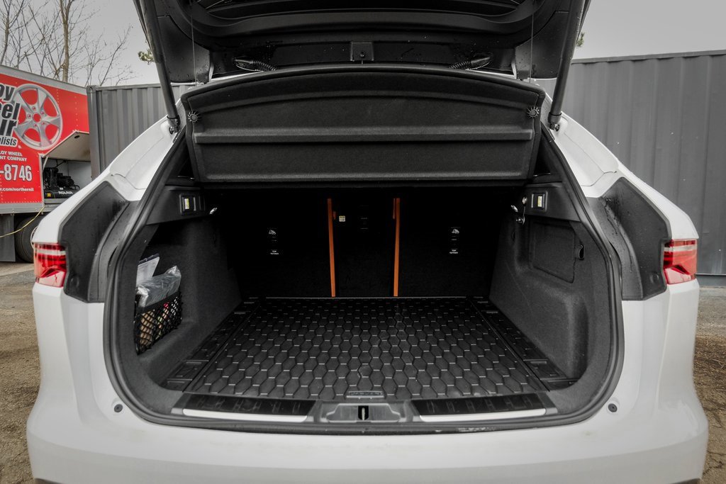 New 2026 Jaguar F-PACE R-Dynamic S image 9