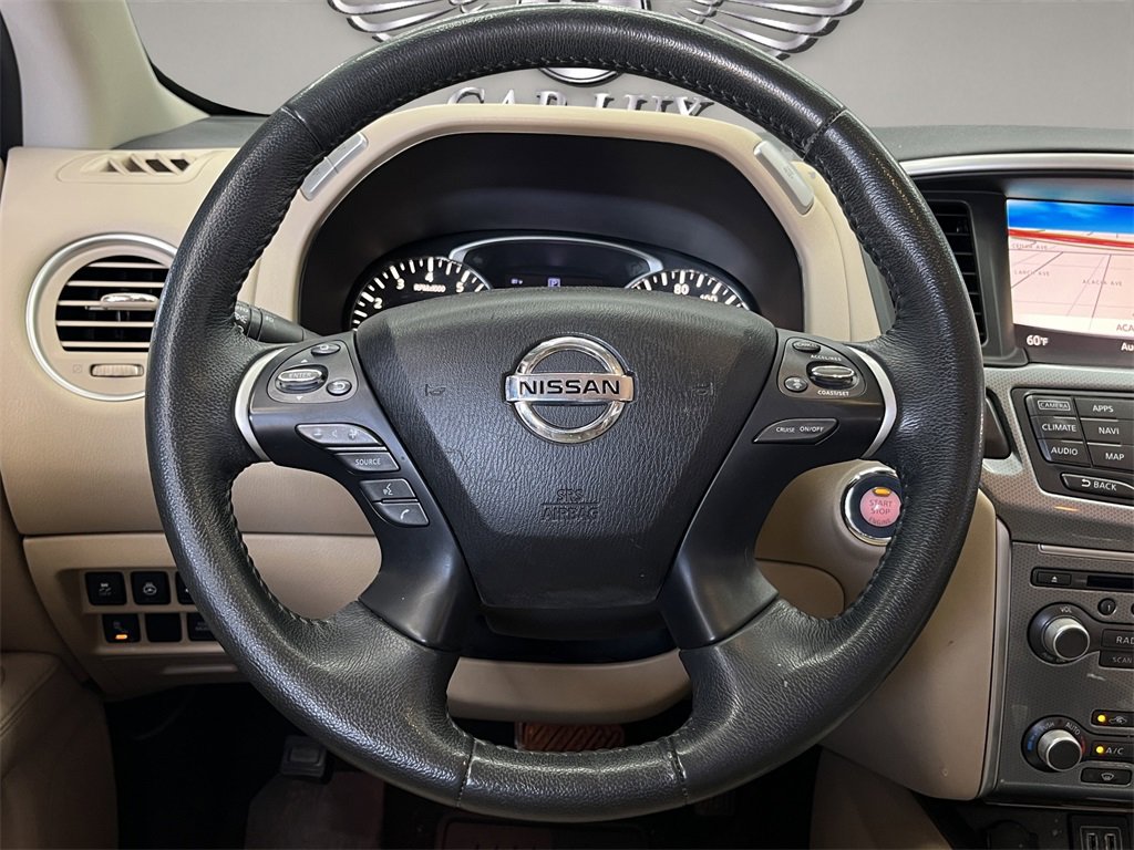 Used 2018 Nissan Pathfinder SL image 10