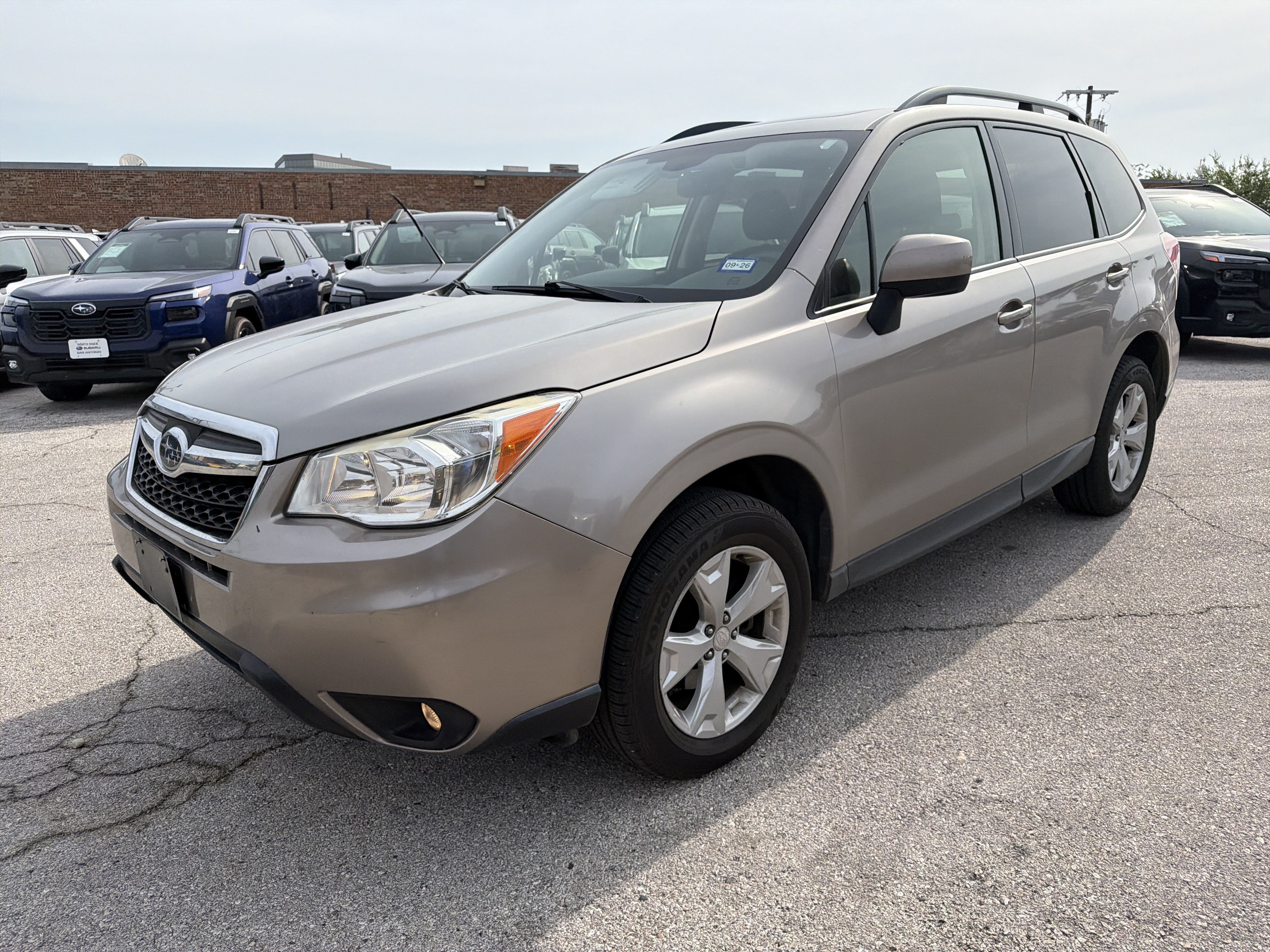 Used 2016 Subaru Forester 2.5i Premium AWD/4WD image 7