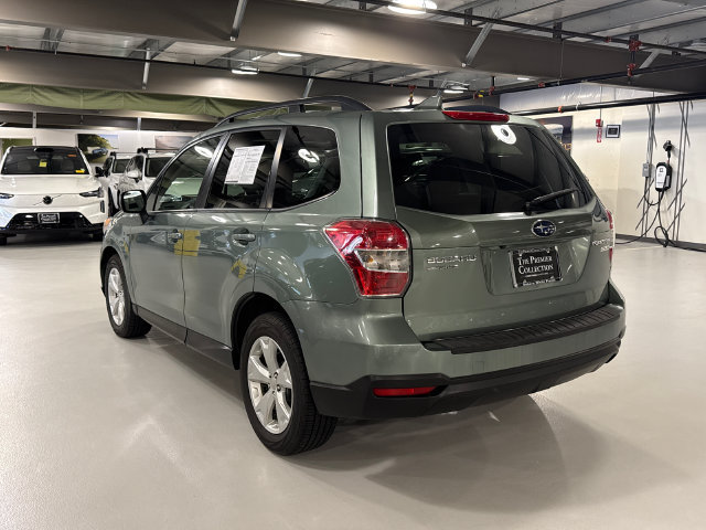 Used 2016 Subaru Forester 2.5i Premium w/ All-Weather Package AWD/4WD image 4