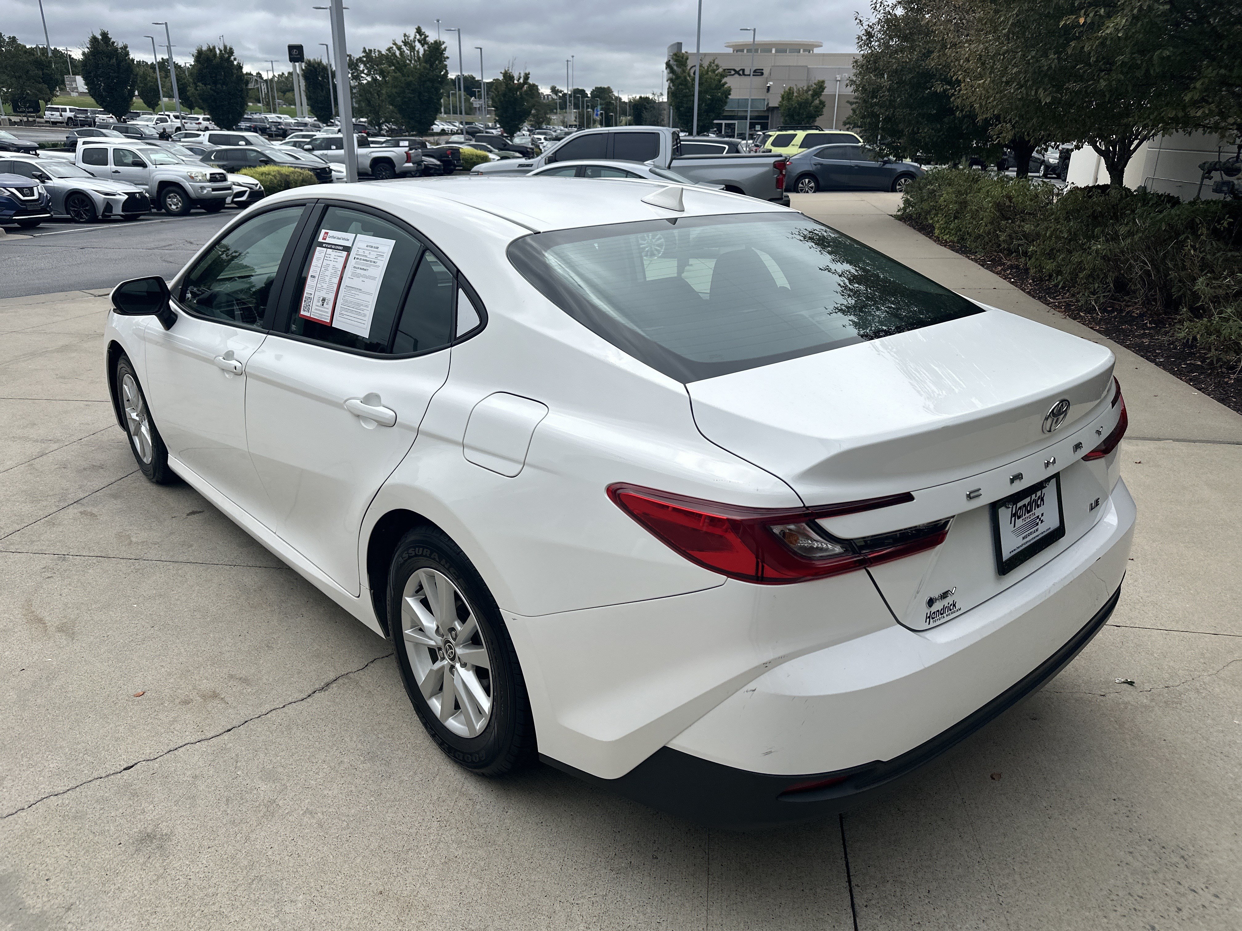 Used 2025 Toyota Camry LE FWD image 7