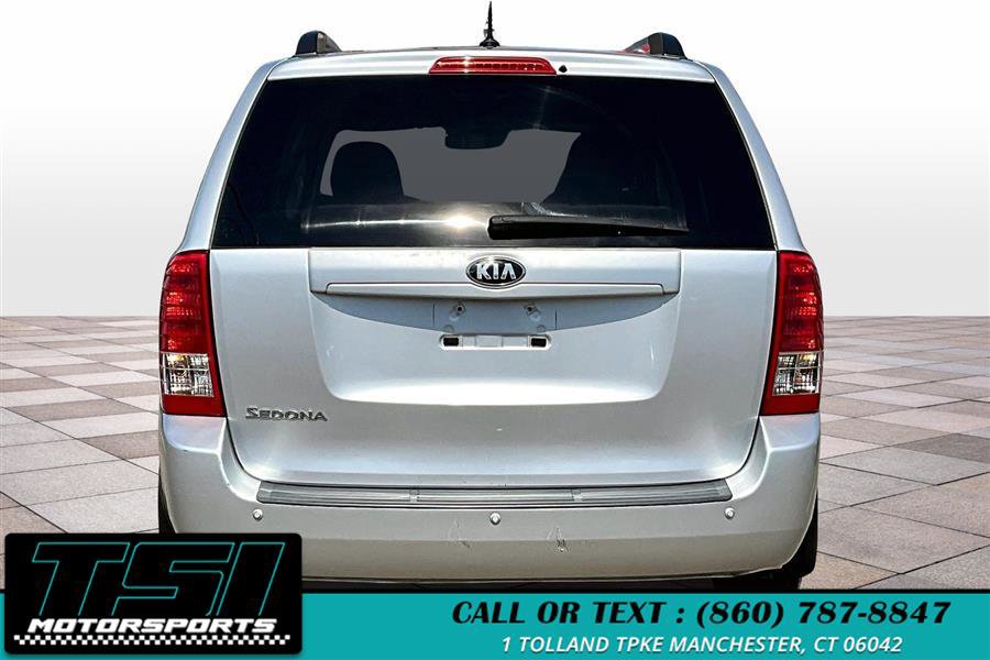 Used 2014 Kia Sedona LX image 4