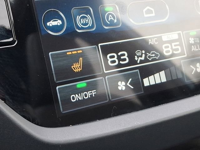 Used 2025 Subaru Forester Limited image 26