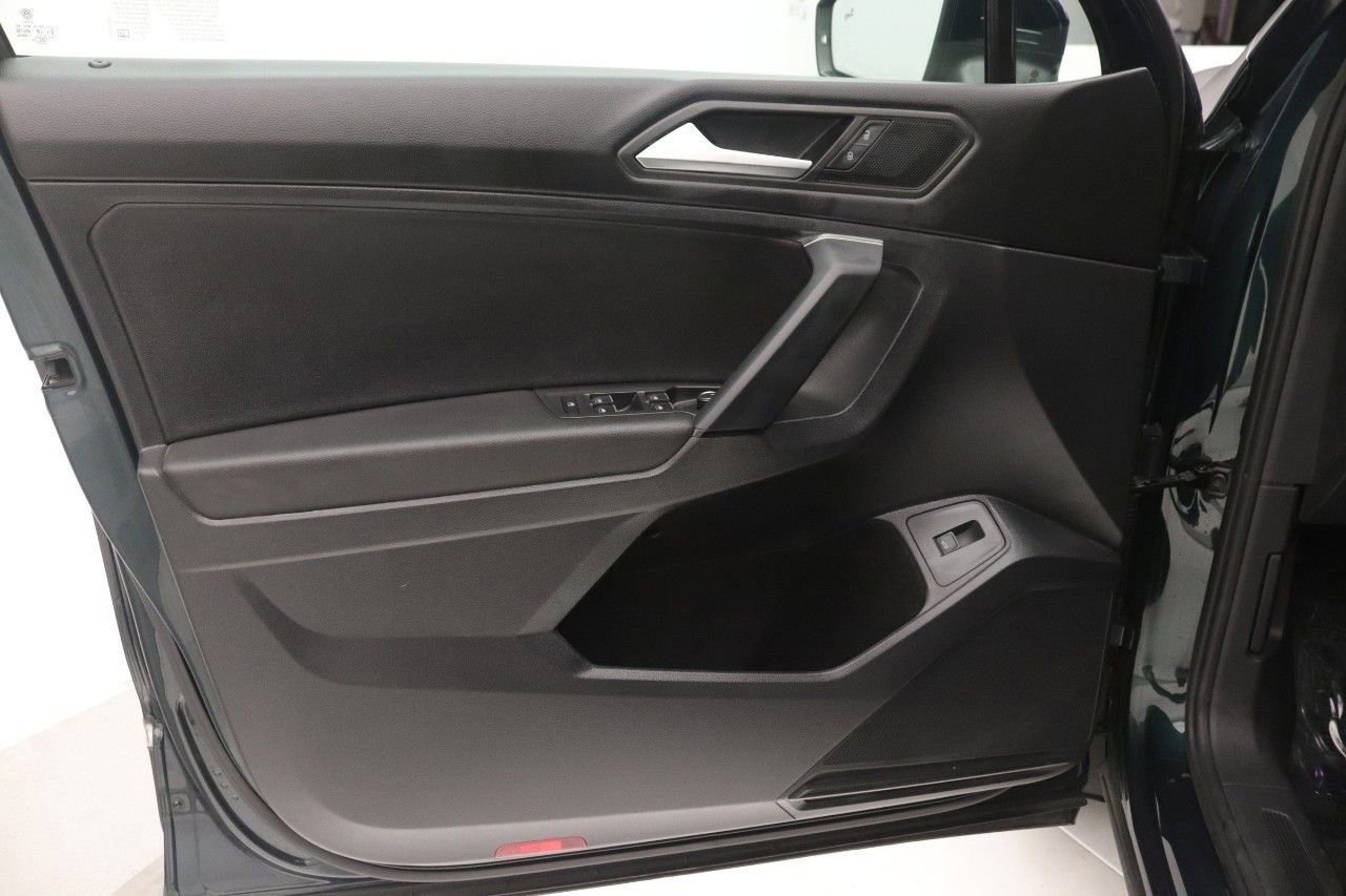 Used 2019 Volkswagen Tiguan SEL image 20