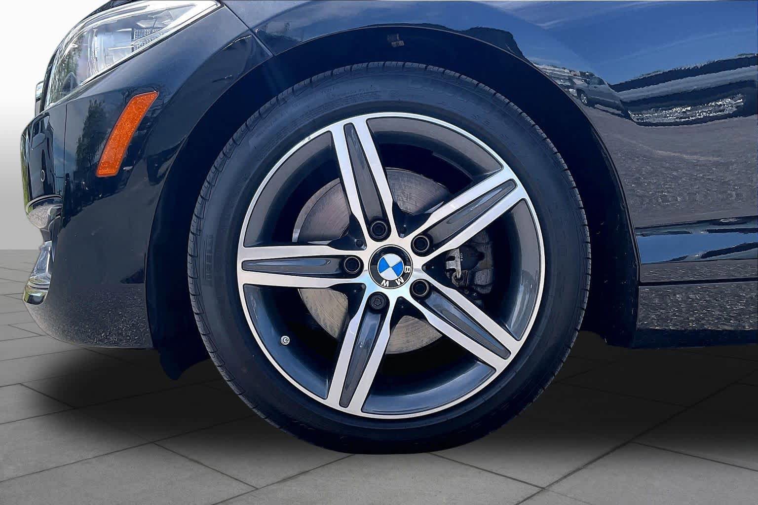 Used 2017 BMW 230i xDrive Convertible AWD/4WD image 10