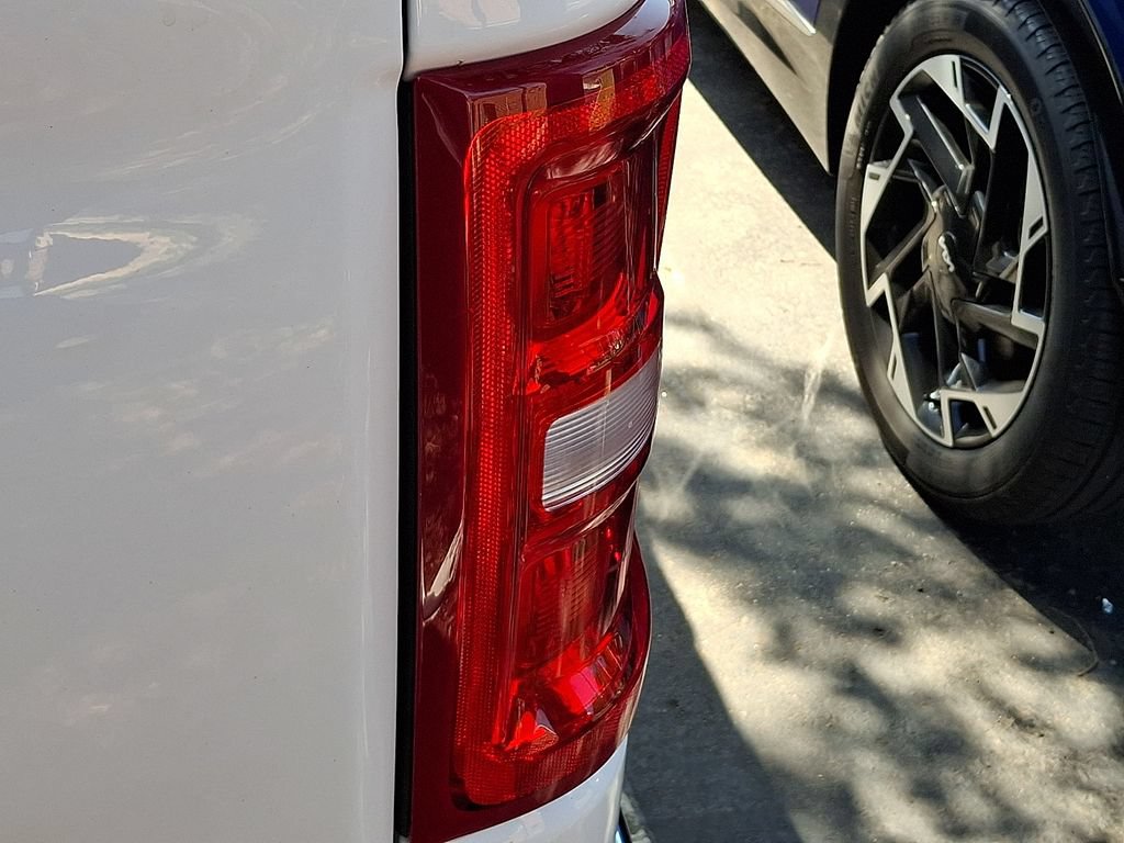 Used 2025 RAM 1500 Big Horn AWD/4WD image 8