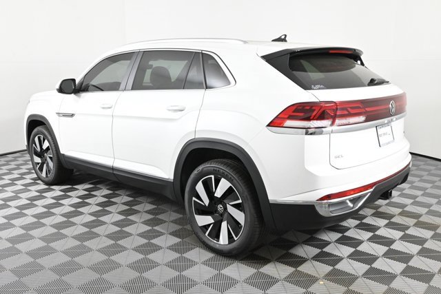 New 2026 Volkswagen Atlas Cross Sport SEL image 8