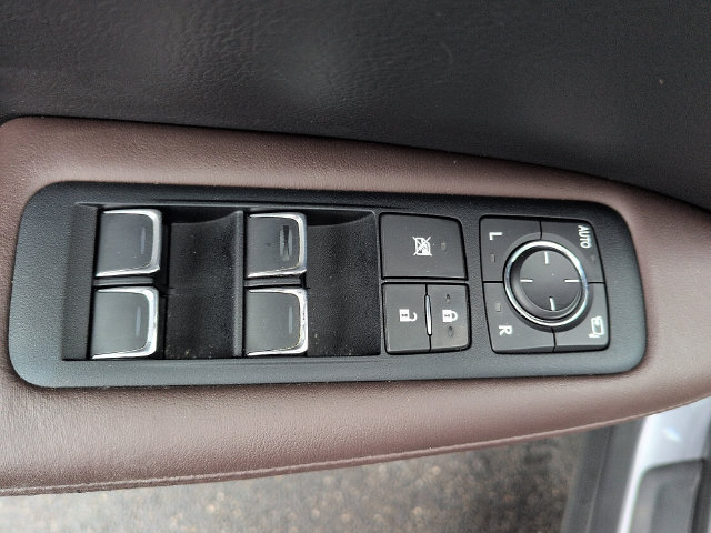 Used 2016 Lexus RX 450h AWD w/ Cold Weather Package image 18