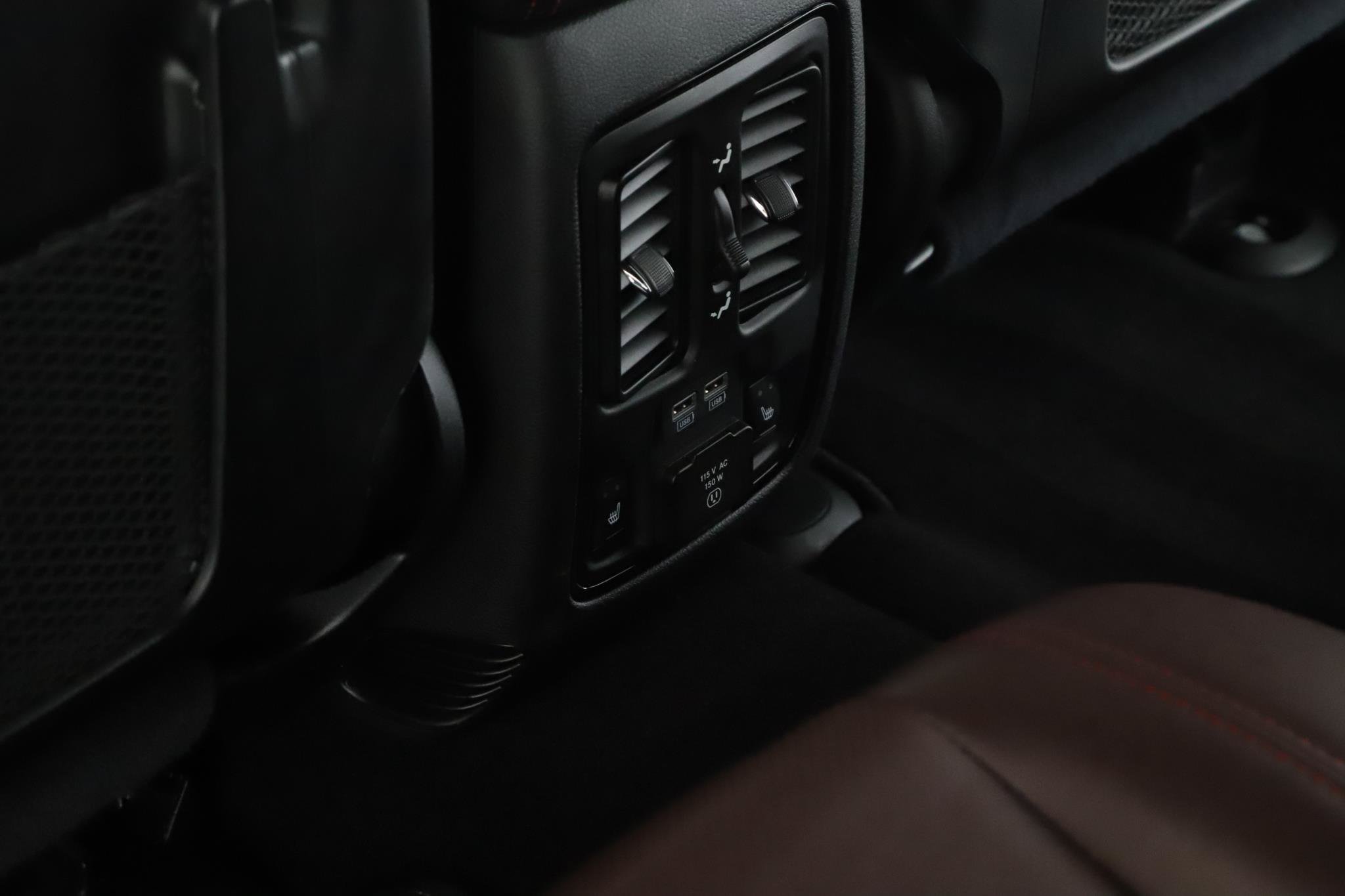 Used 2025 Dodge Durango GT AWD/4WD image 8