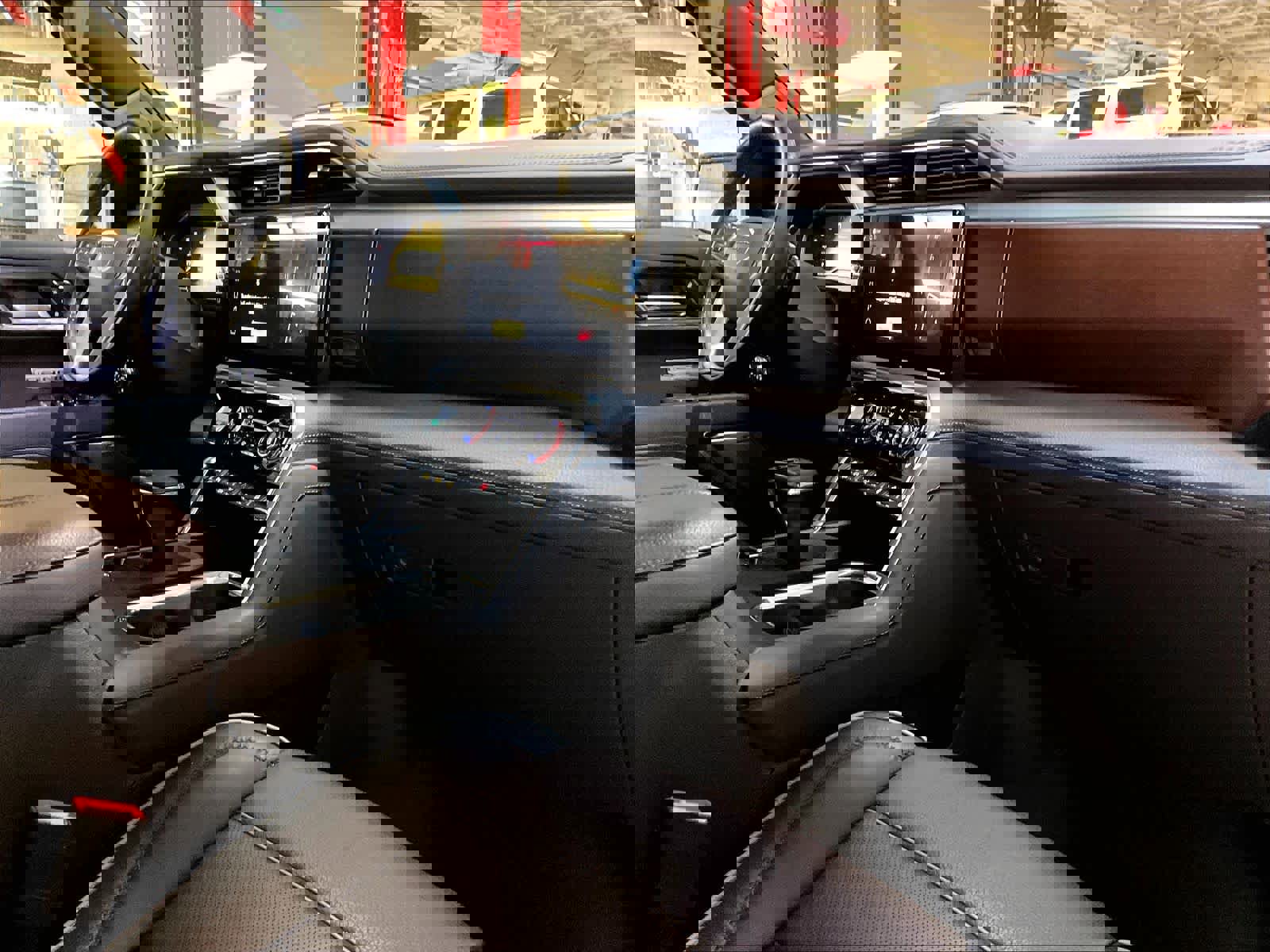 Used 2024 GMC Sierra 1500 Denali w/ Denali Reserve Package image 14