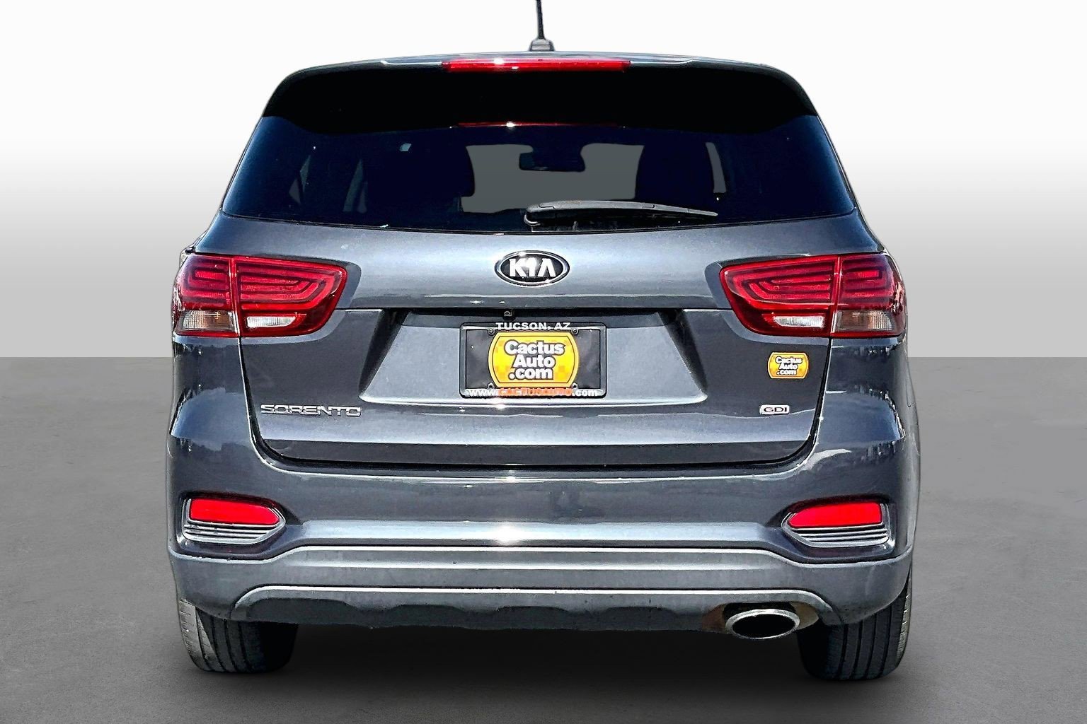 Used 2019 Kia Sorento FWD image 4