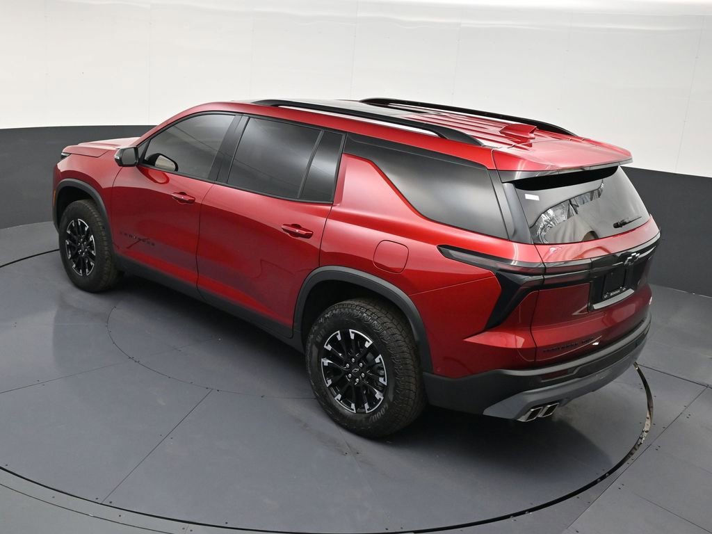 Used 2025 Chevrolet Traverse Z71 w/ Enhanced Driving Package AWD/4WD image 15