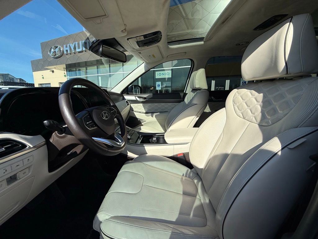Used 2021 Hyundai Palisade Calligraphy w/ Winter Package AWD/4WD image 13