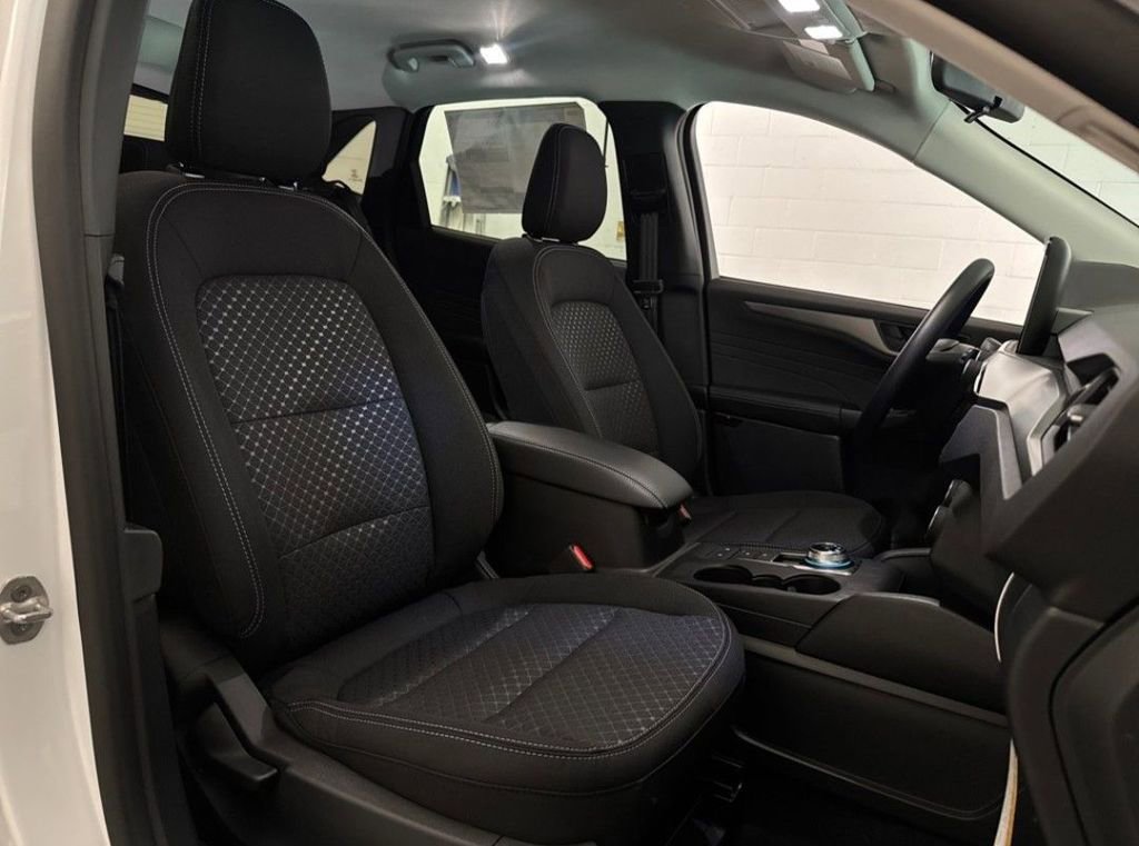 New 2026 Ford Escape Active image 23