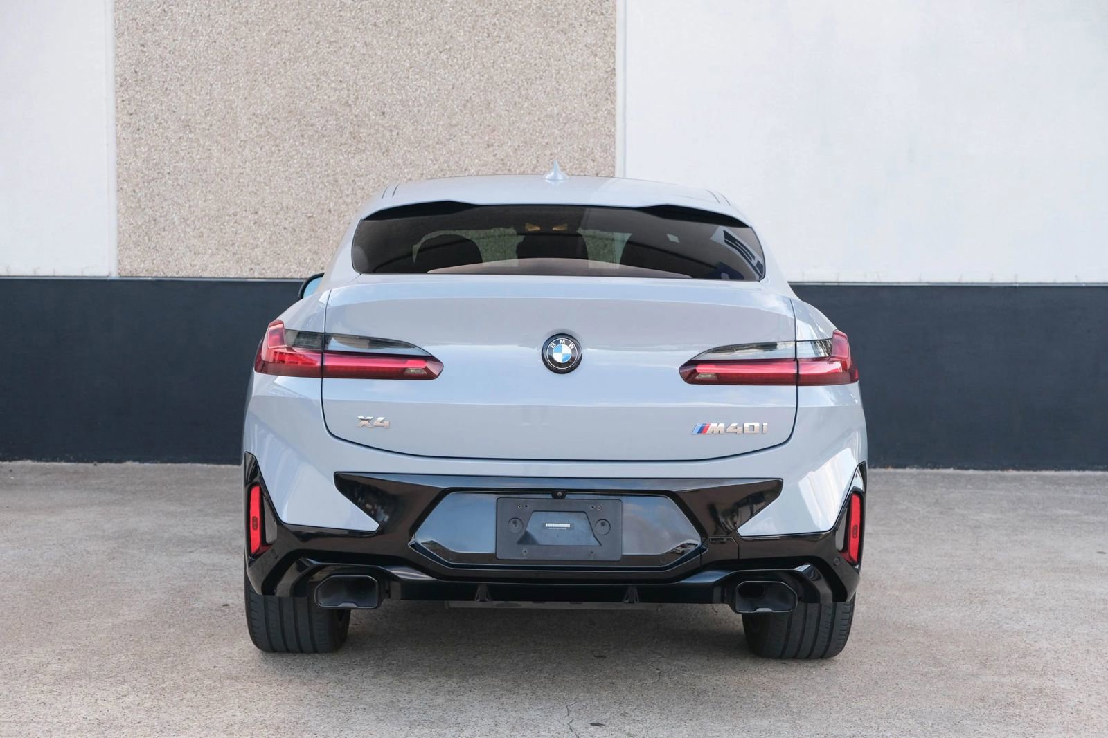 Used 2022 BMW X4 M40i image 15