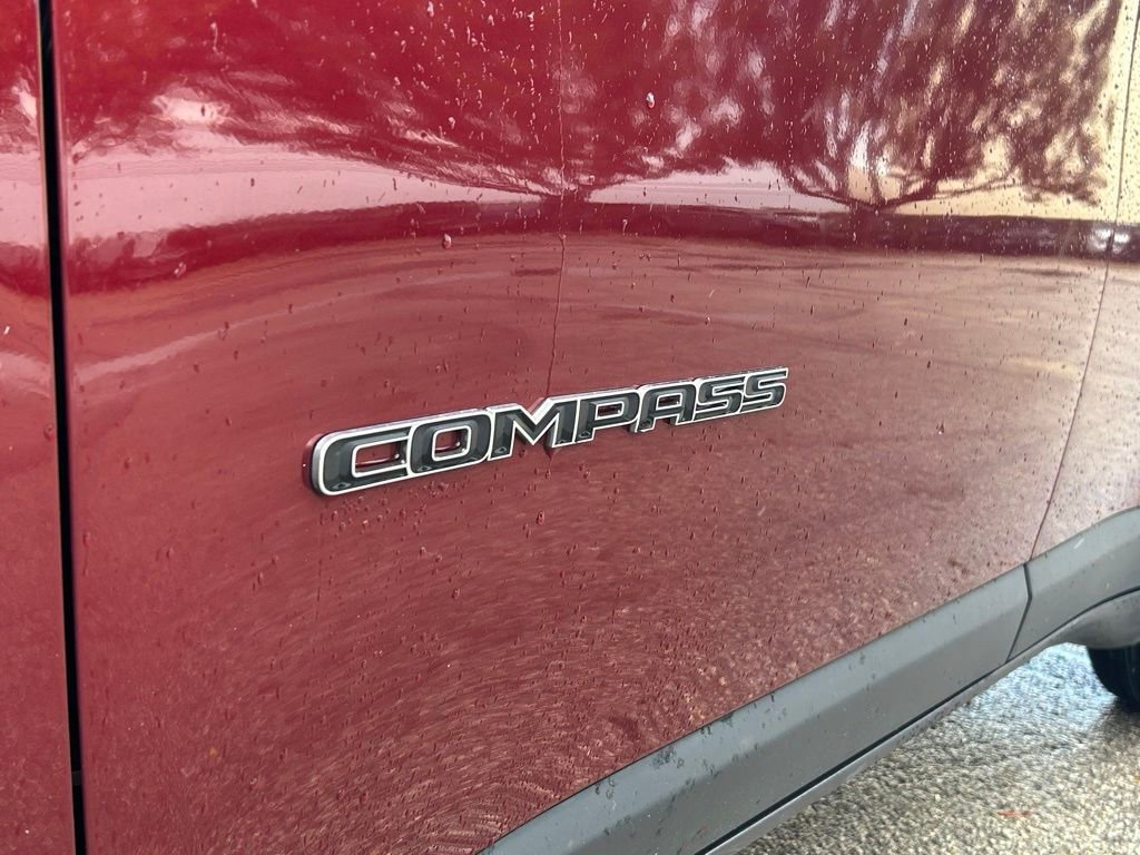 Certified 2022 Jeep Compass Latitude image 27