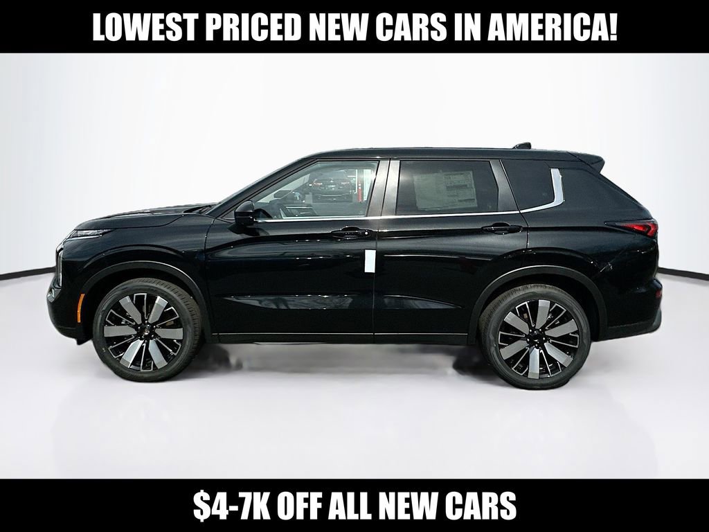 New 2026 Mitsubishi Outlander SE image 4