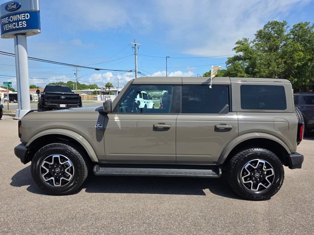 Used 2025 Ford Bronco Outer Banks AWD/4WD image 5