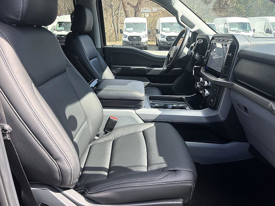 Used 2024 Ford F150 XLT w/ Mobile Office Package image 20