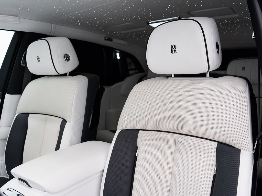Certified 2023 Rolls-Royce Phantom Sedan RWD image 17