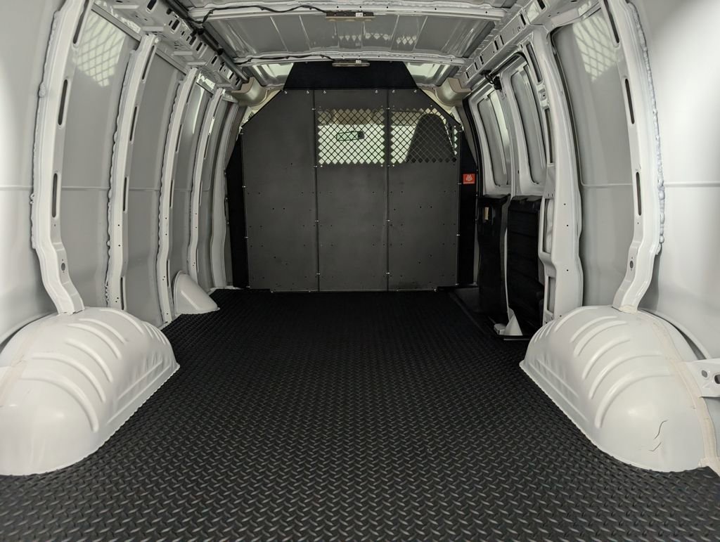 New 2025 GMC Savana 2500 w/ Driver Convenience Package image 11