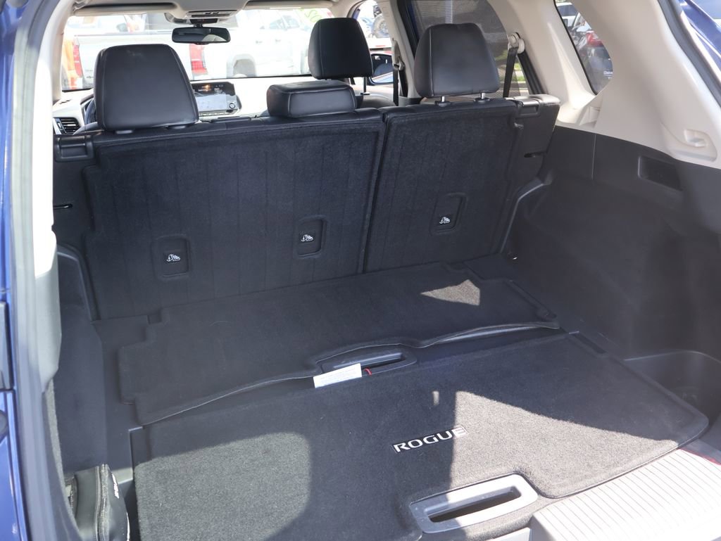 Used 2021 Nissan Rogue Platinum AWD/4WD image 10
