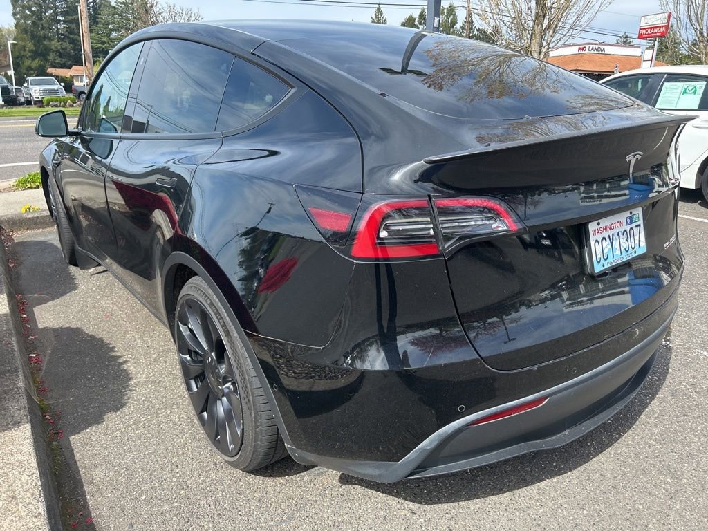 Used 2022 Tesla Model Y Performance AWD/4WD image 6