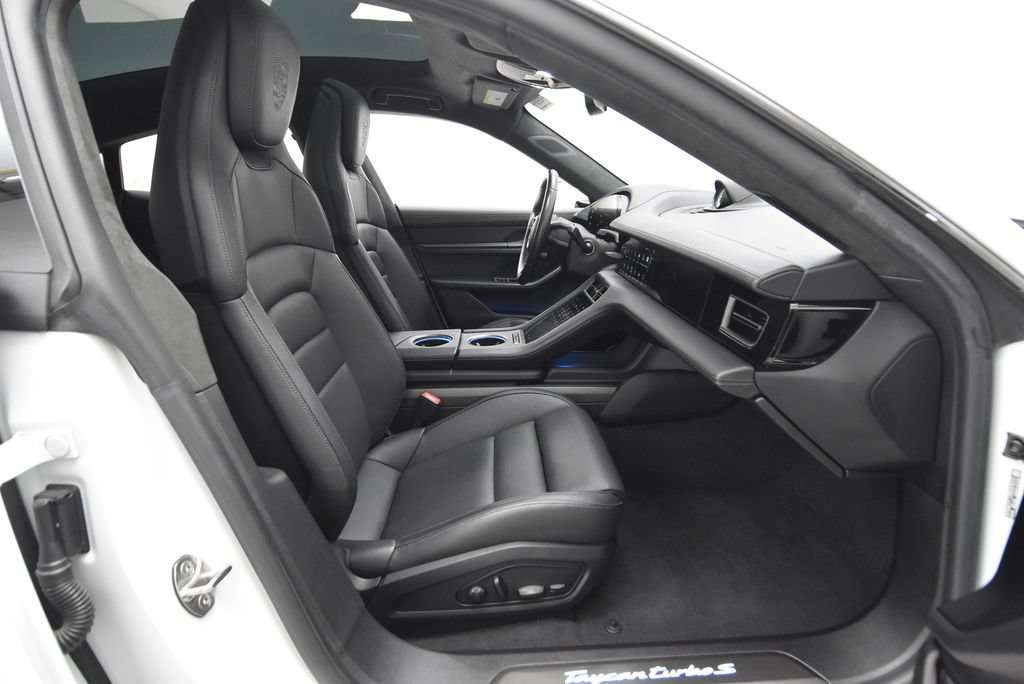 Used 2022 Porsche Taycan Turbo S AWD/4WD image 41